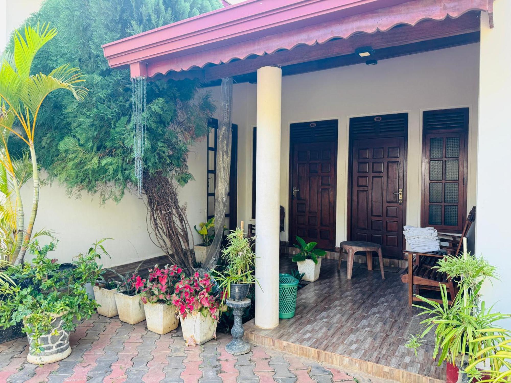 Aa Inn Trincomalee Room photo