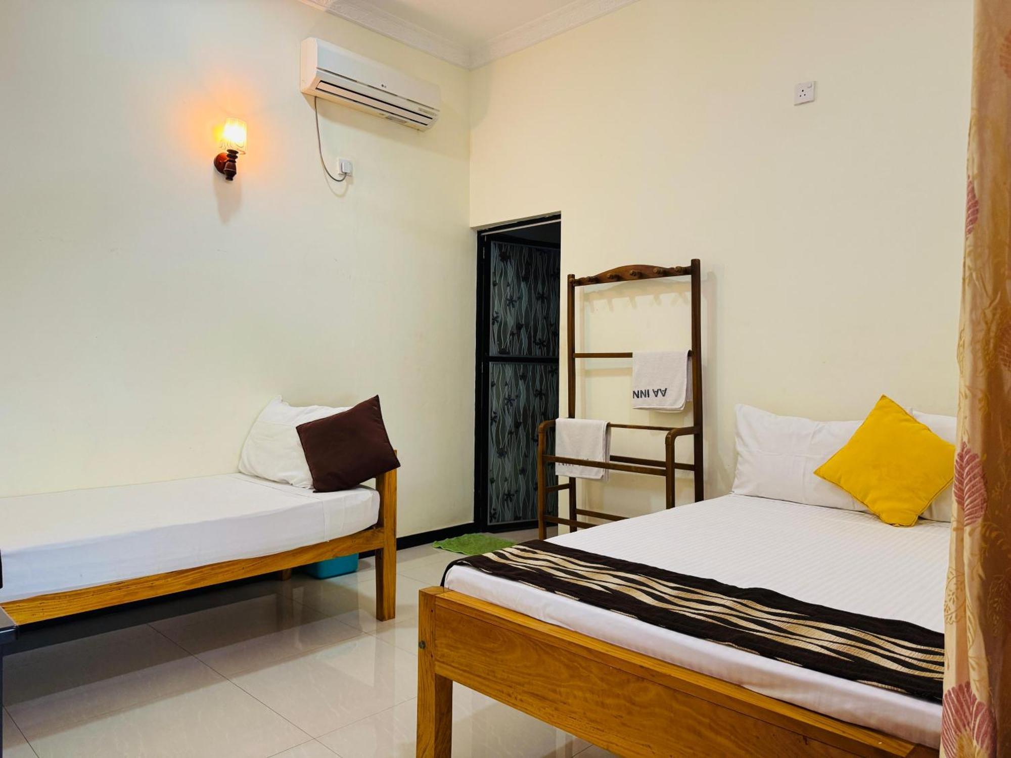 Aa Inn Trincomalee Room photo