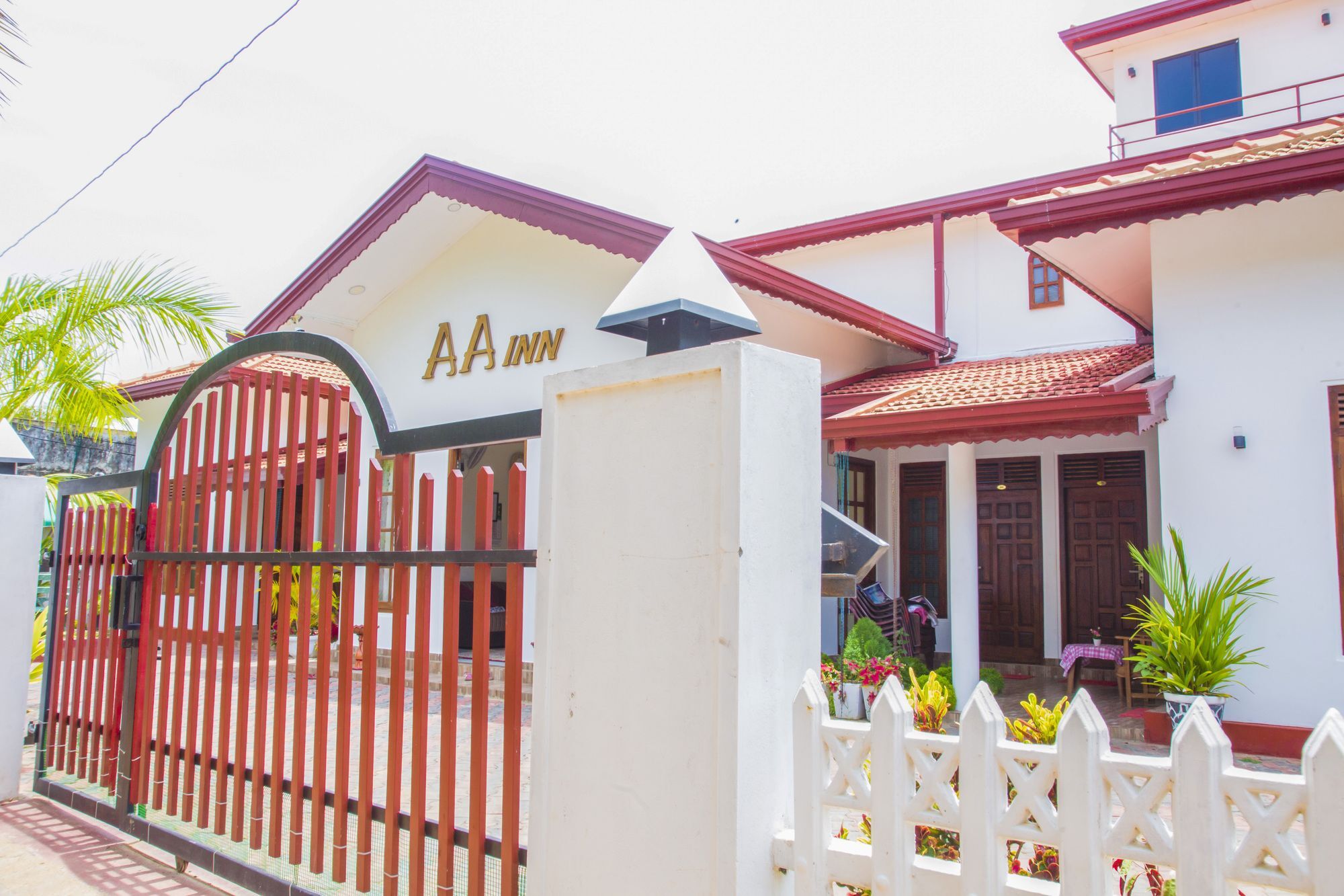 Aa Inn Trincomalee Exterior photo
