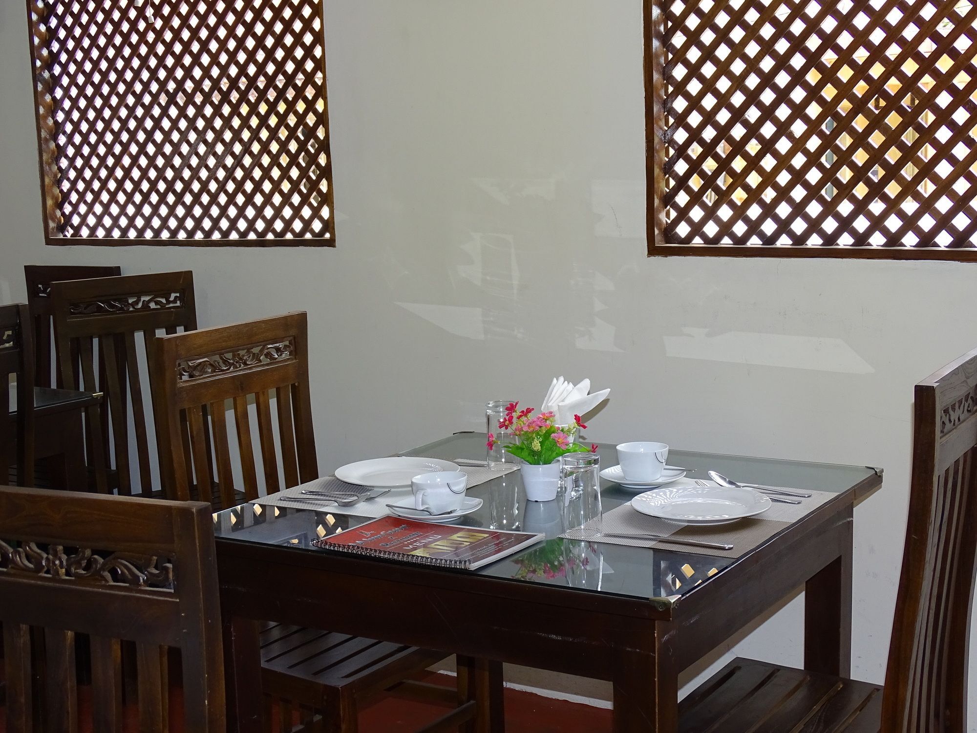 Aa Inn Trincomalee Exterior photo